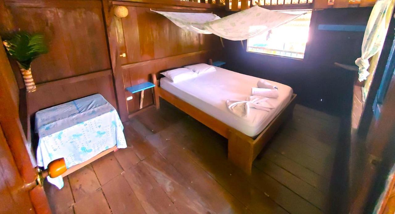 Posada El Esfuerzo Nuqui Ngoại thất bức ảnh