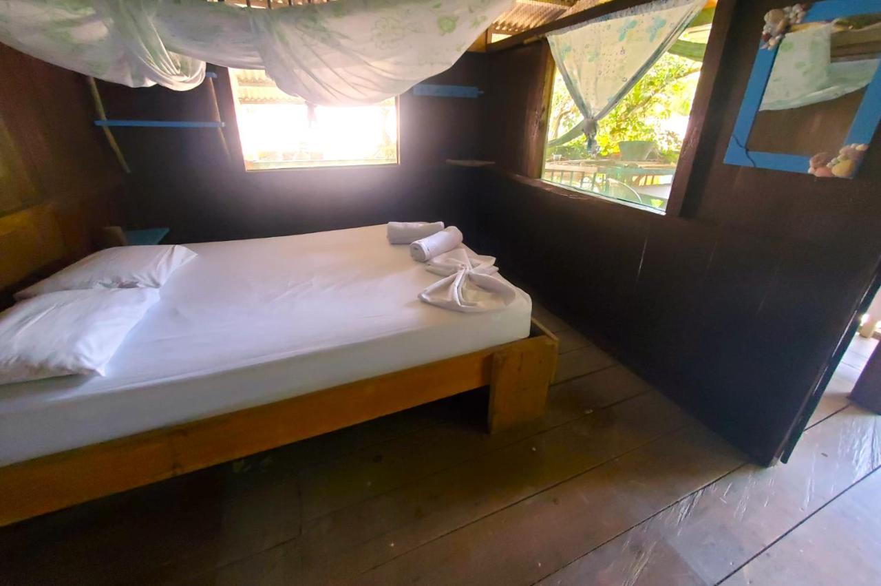 Posada El Esfuerzo Nuqui Ngoại thất bức ảnh