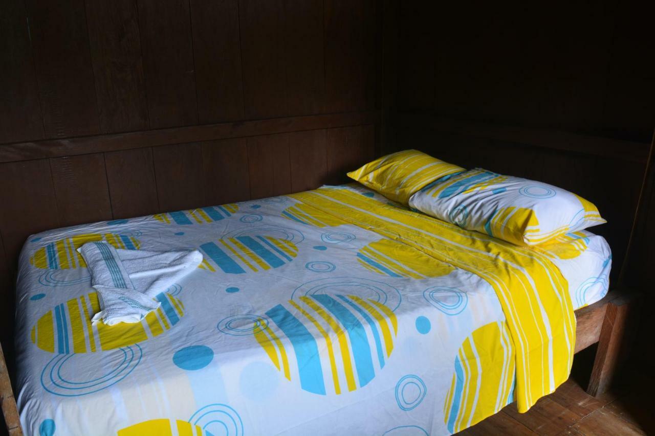 Posada El Esfuerzo Nuqui Ngoại thất bức ảnh